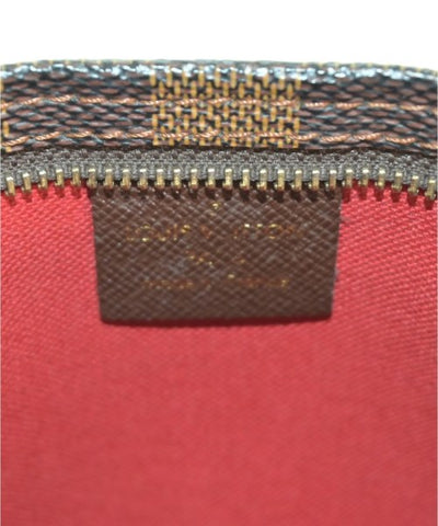 LOUIS VUITTON Shoulder bags