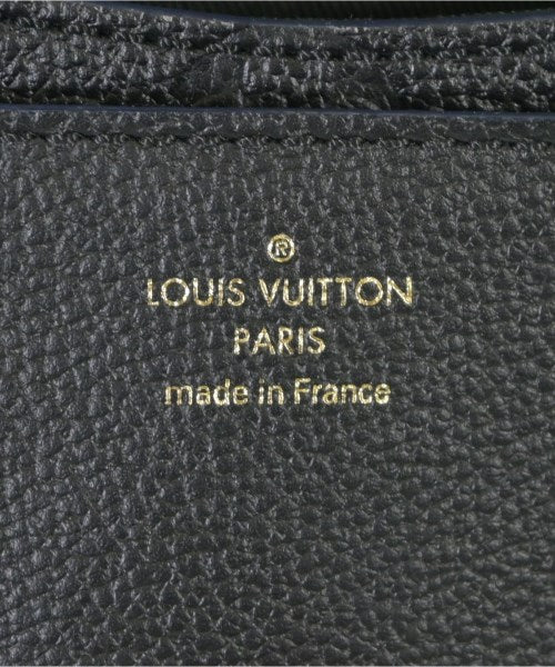 LOUIS VUITTON Shoulder bags