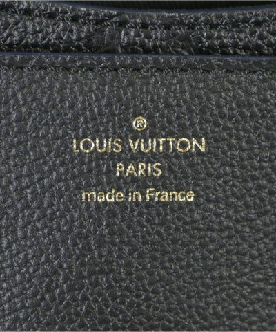 LOUIS VUITTON Shoulder bags