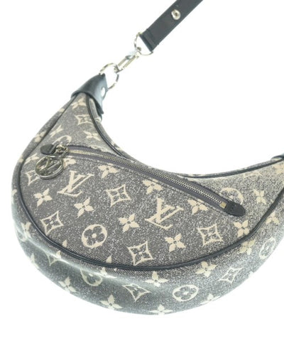 LOUIS VUITTON Shoulder bags