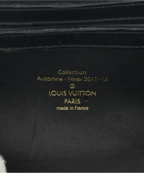 LOUIS VUITTON Totes