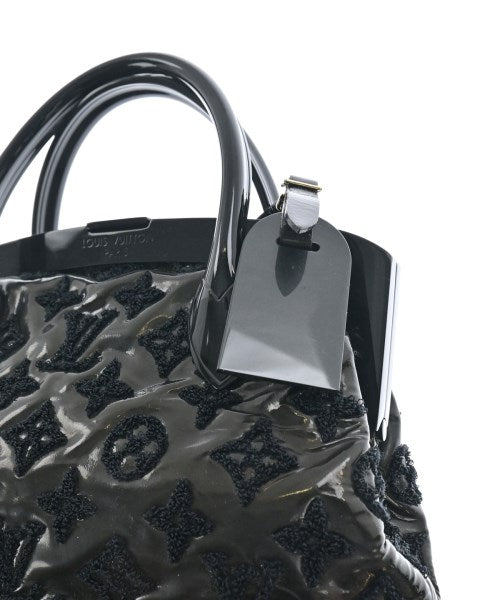LOUIS VUITTON Totes
