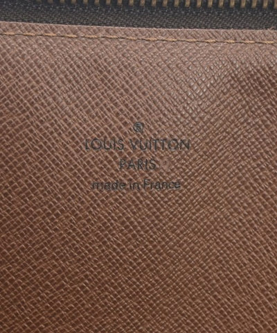 LOUIS VUITTON Clutches