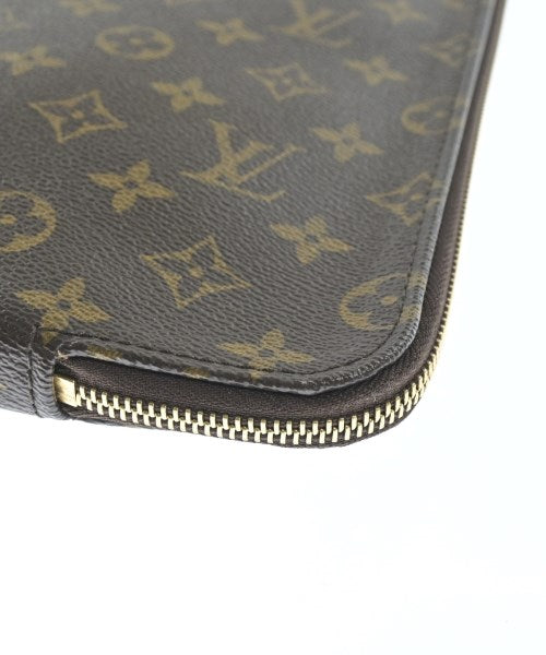 LOUIS VUITTON Clutches