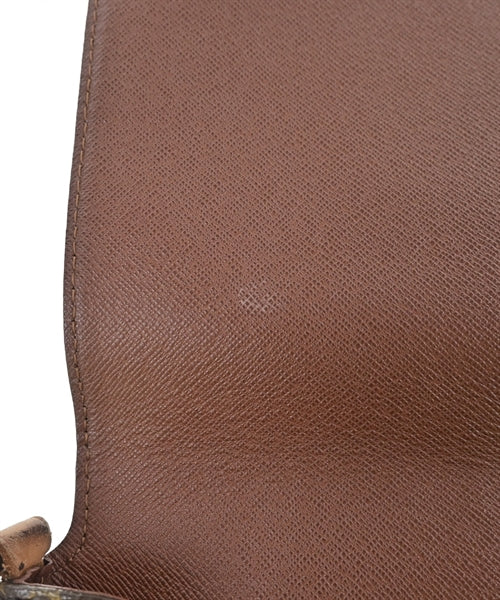 LOUIS VUITTON Shoulder bags