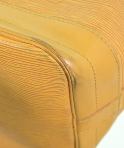 LOUIS VUITTON Shoulder bags