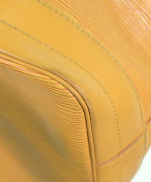 LOUIS VUITTON Shoulder bags