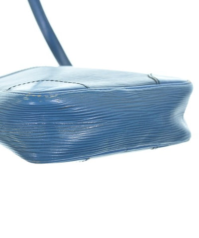 LOUIS VUITTON Shoulder bags