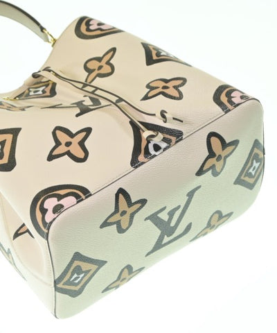 LOUIS VUITTON Shoulder bags