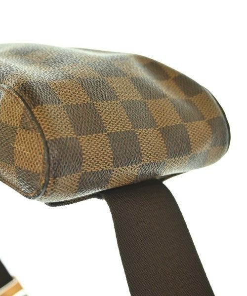 LOUIS VUITTON Shoulder bags
