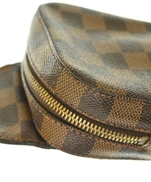 LOUIS VUITTON Shoulder bags