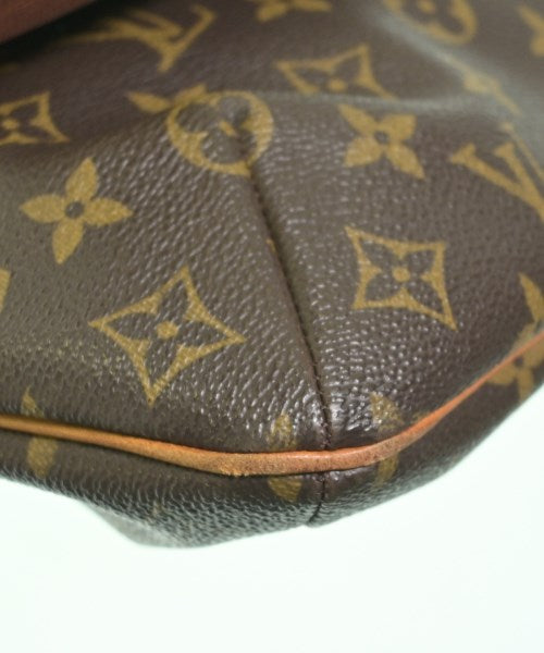 LOUIS VUITTON Shoulder bags