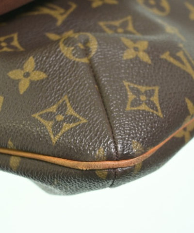 LOUIS VUITTON Shoulder bags