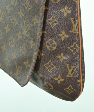 LOUIS VUITTON Shoulder bags