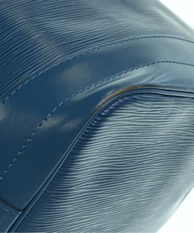 LOUIS VUITTON Shoulder bags