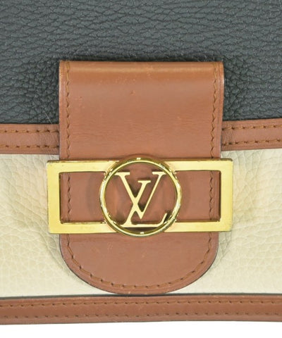 LOUIS VUITTON Shoulder bags