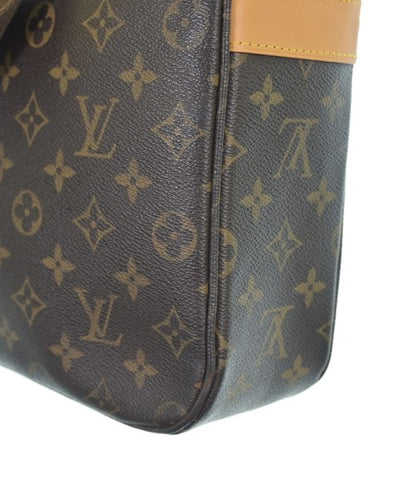 LOUIS VUITTON Shoulder bags
