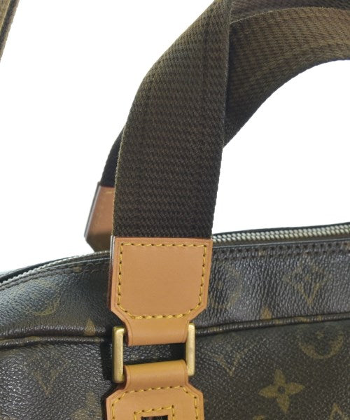LOUIS VUITTON Shoulder bags