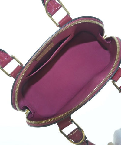 LOUIS VUITTON Shoulder bags