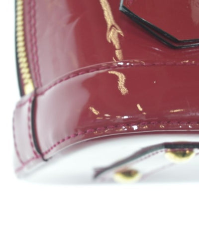 LOUIS VUITTON Shoulder bags