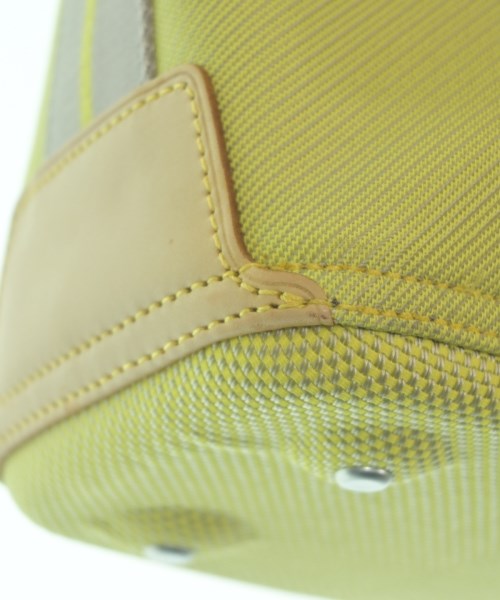 LOUIS VUITTON Shoulder bags