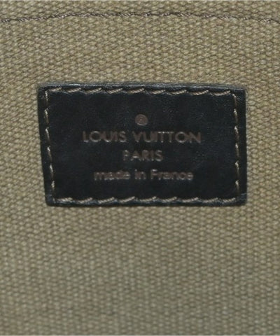 LOUIS VUITTON Shoulder bags