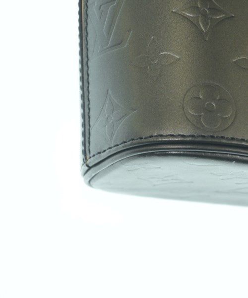 LOUIS VUITTON Shoulder bags