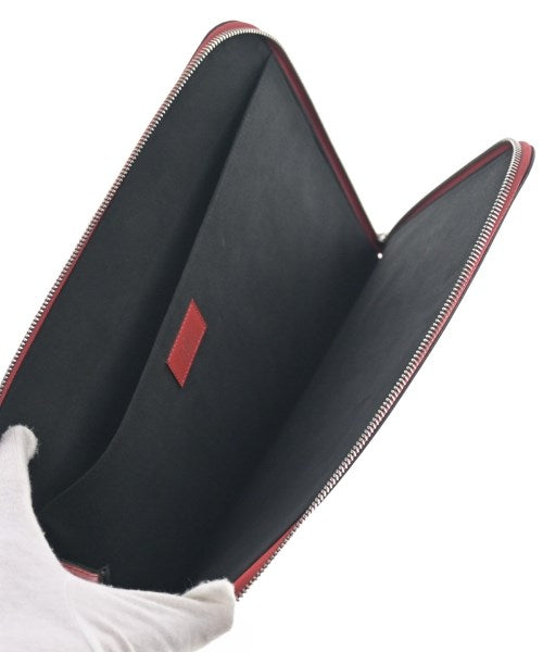 LOUIS VUITTON Clutches