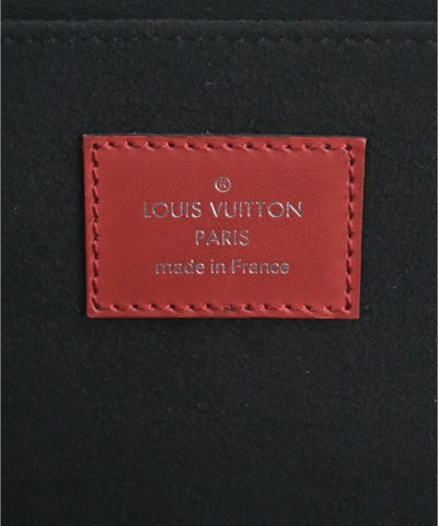 LOUIS VUITTON Clutches