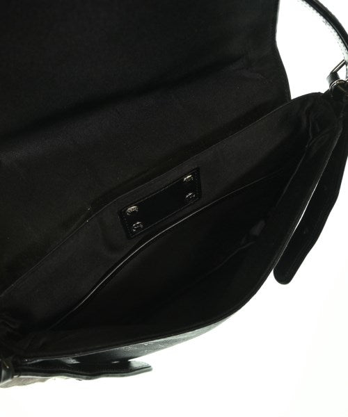 LOUIS VUITTON Shoulder bags