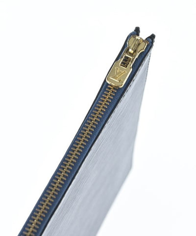 LOUIS VUITTON Clutches