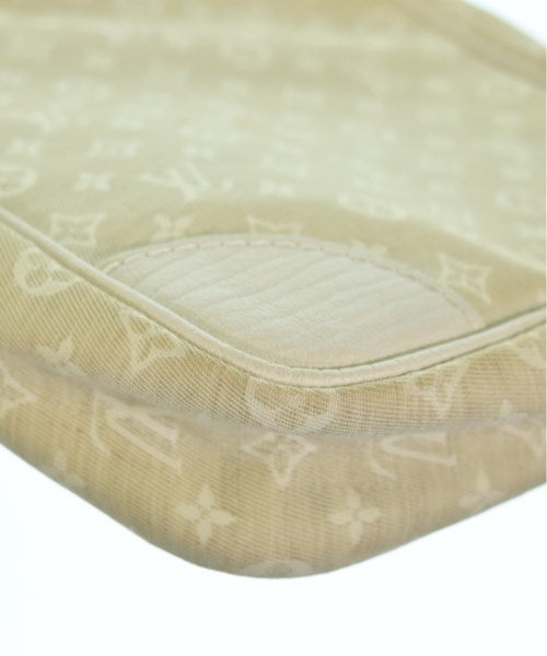 LOUIS VUITTON Shoulder bags