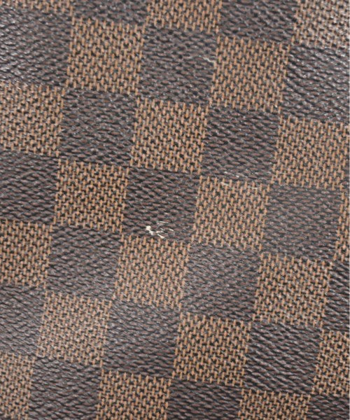 LOUIS VUITTON Shoulder bags