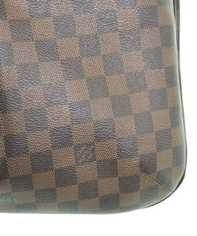 LOUIS VUITTON Shoulder bags