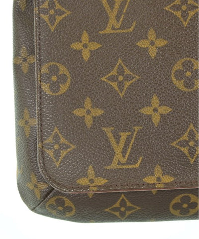 LOUIS VUITTON Shoulder bags