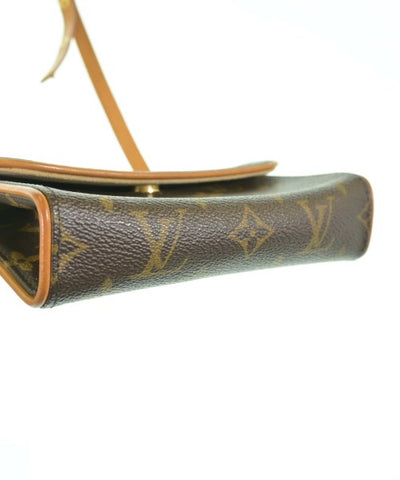 LOUIS VUITTON Shoulder bags