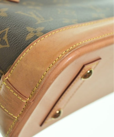 LOUIS VUITTON Shoulder bags