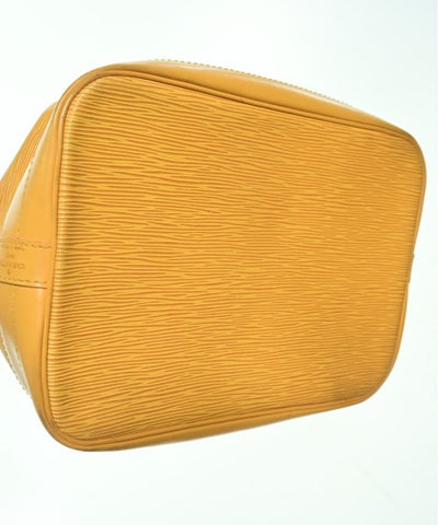 LOUIS VUITTON Shoulder bags