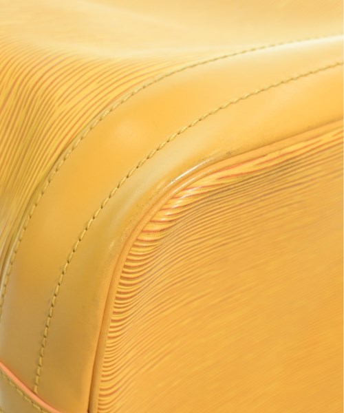 LOUIS VUITTON Shoulder bags