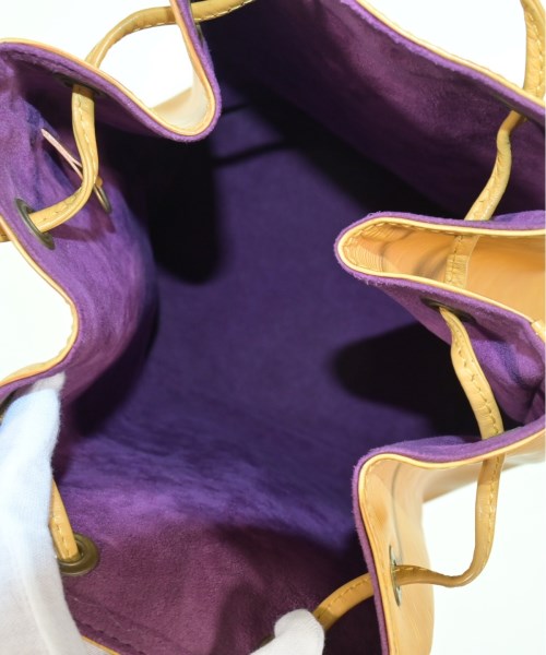 LOUIS VUITTON Shoulder bags