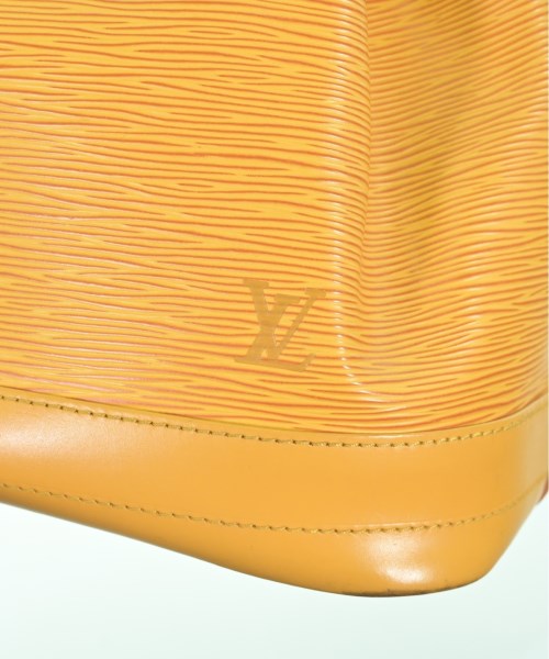 LOUIS VUITTON Shoulder bags