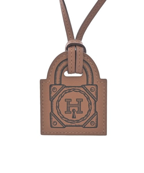 HERMES Necklaces