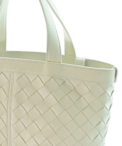 BOTTEGA VENETA Totes