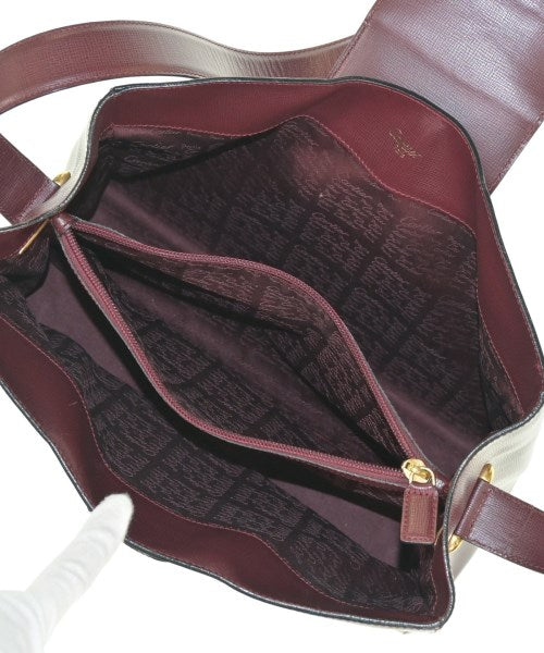Cartier Shoulder bags