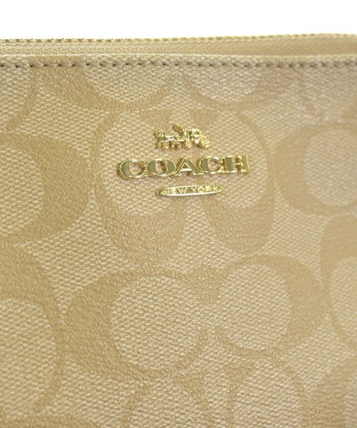 COACH Shoulder bags