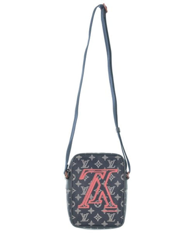 LOUIS VUITTON Shoulder bags