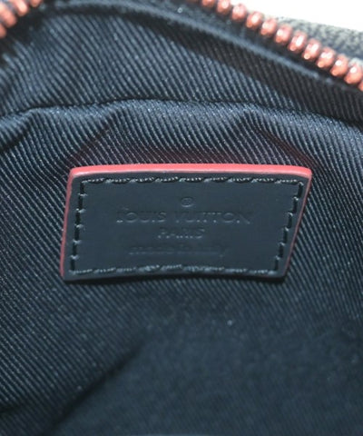 LOUIS VUITTON Shoulder bags