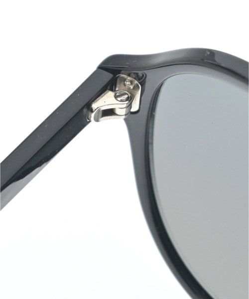 FENDI Sun glasses