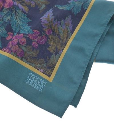 LUCIANO SOPRANI Winter scarves