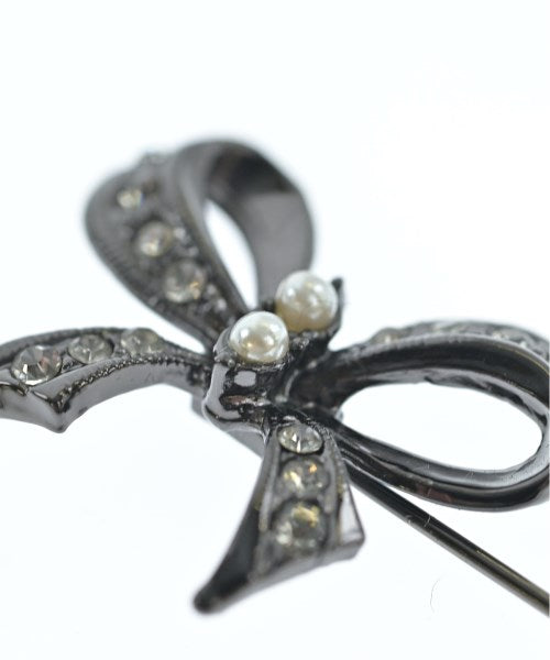 FOXEY Brooches/Corsages